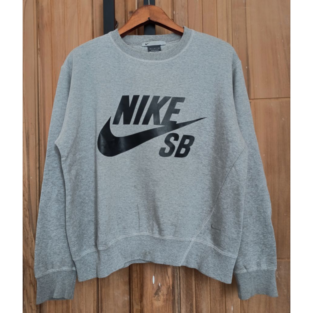 crewneck nike SB size m boxy made in usa