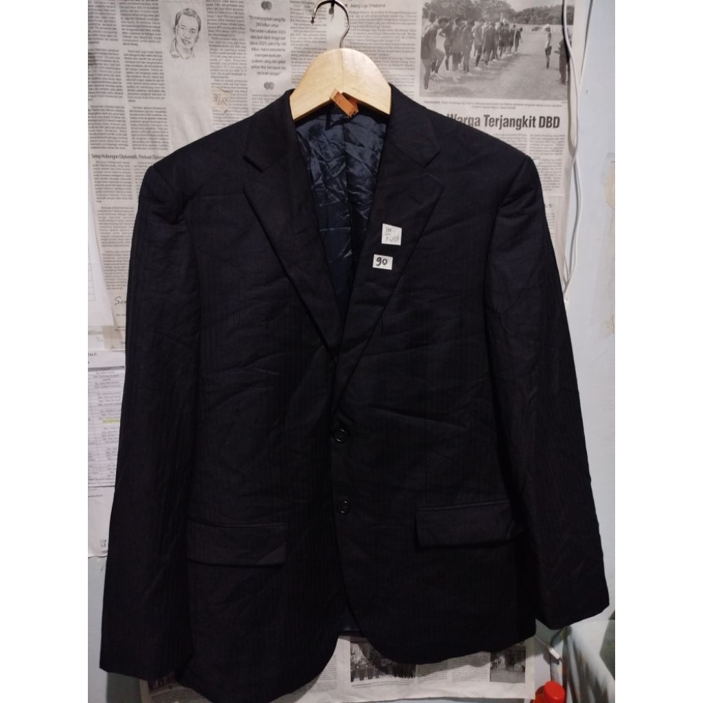 Jas Hitam ROGATIS