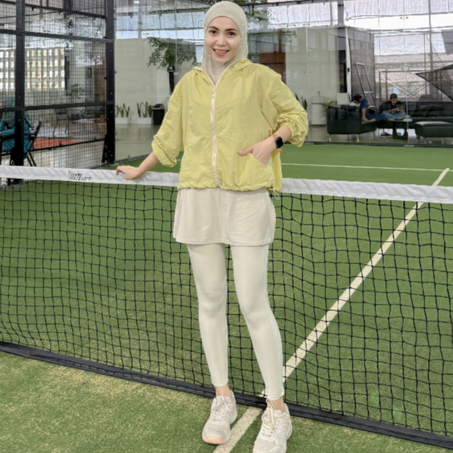 Be.Gracious-Jaket olahraga parasut anti UV / jaket olahraga wanita warna pastel/ jaket jogging hikin