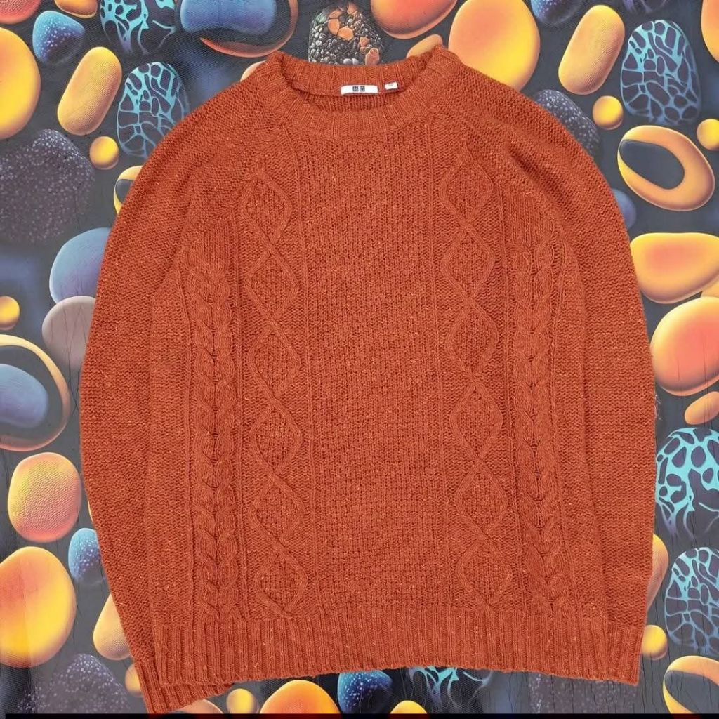 Knitwear by Uniqlo