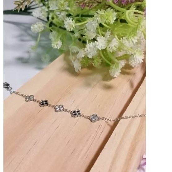 gellang bunga serut titanium