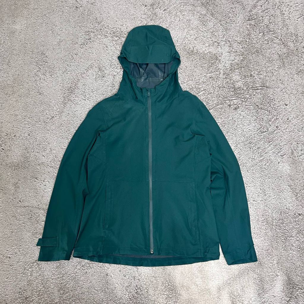 Uniqlo blocktech jaket