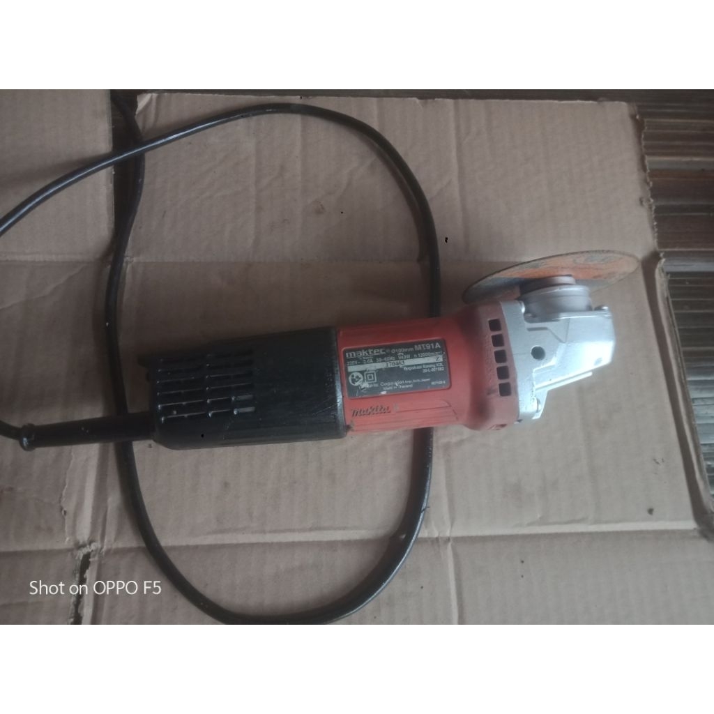 grinda tangan makita maktec