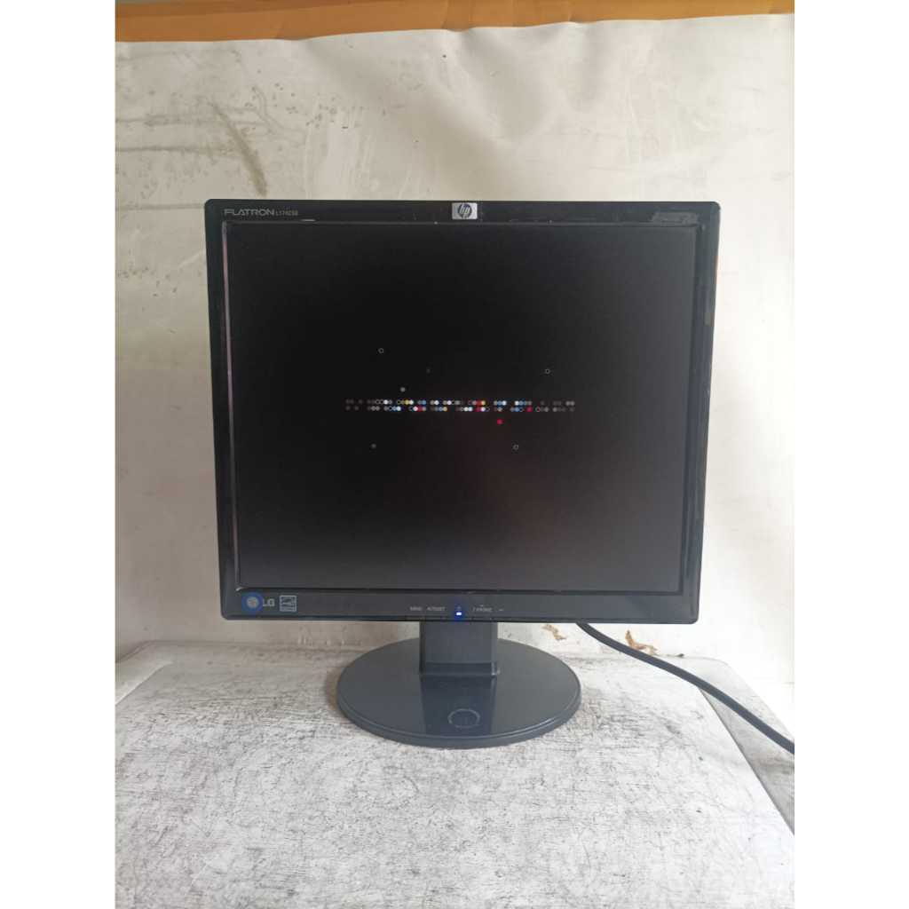 lcd monitor lg flatron l1741se 17inch kotak layar jernih siap pakai