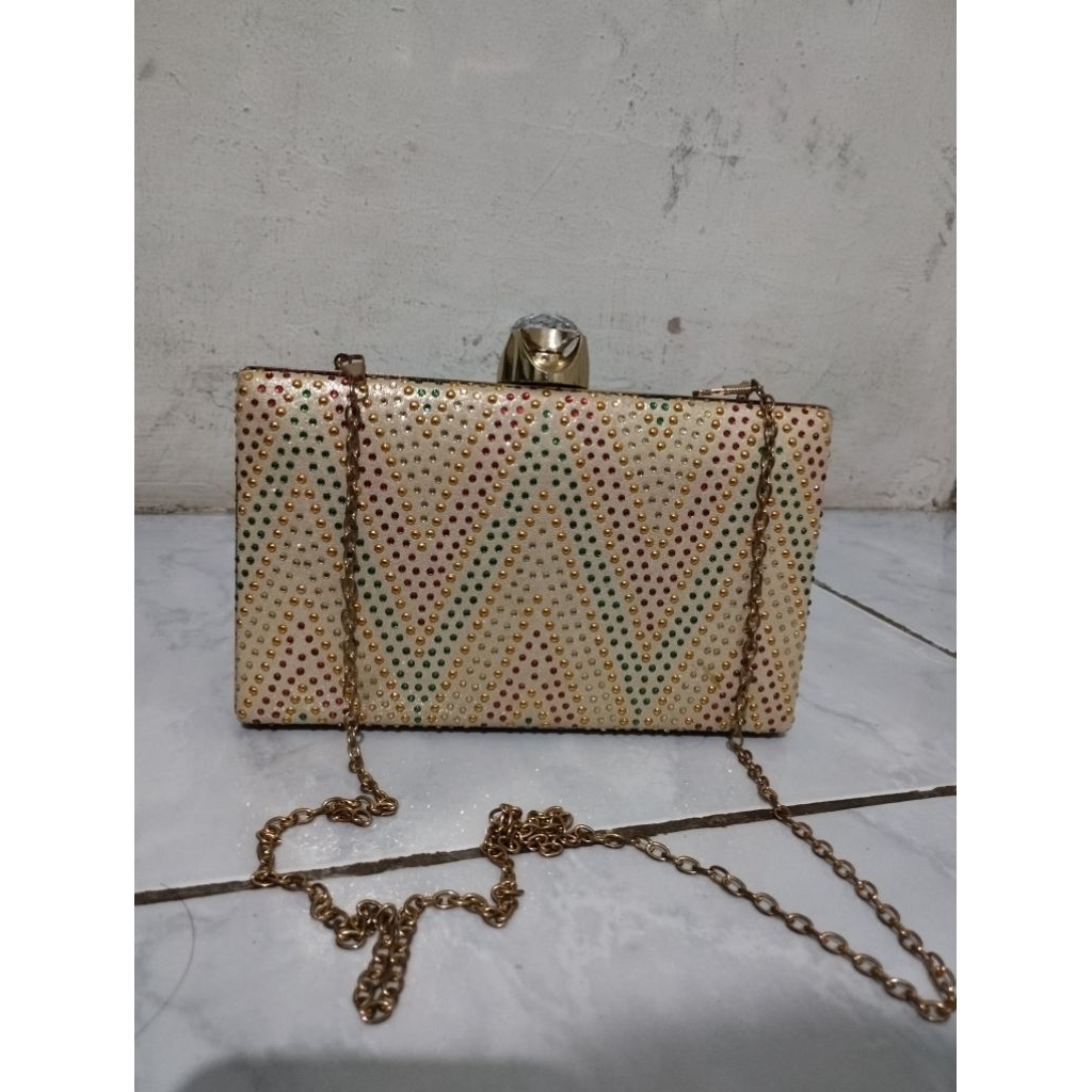 Tas Pesta Gold/ Clutch Preloved