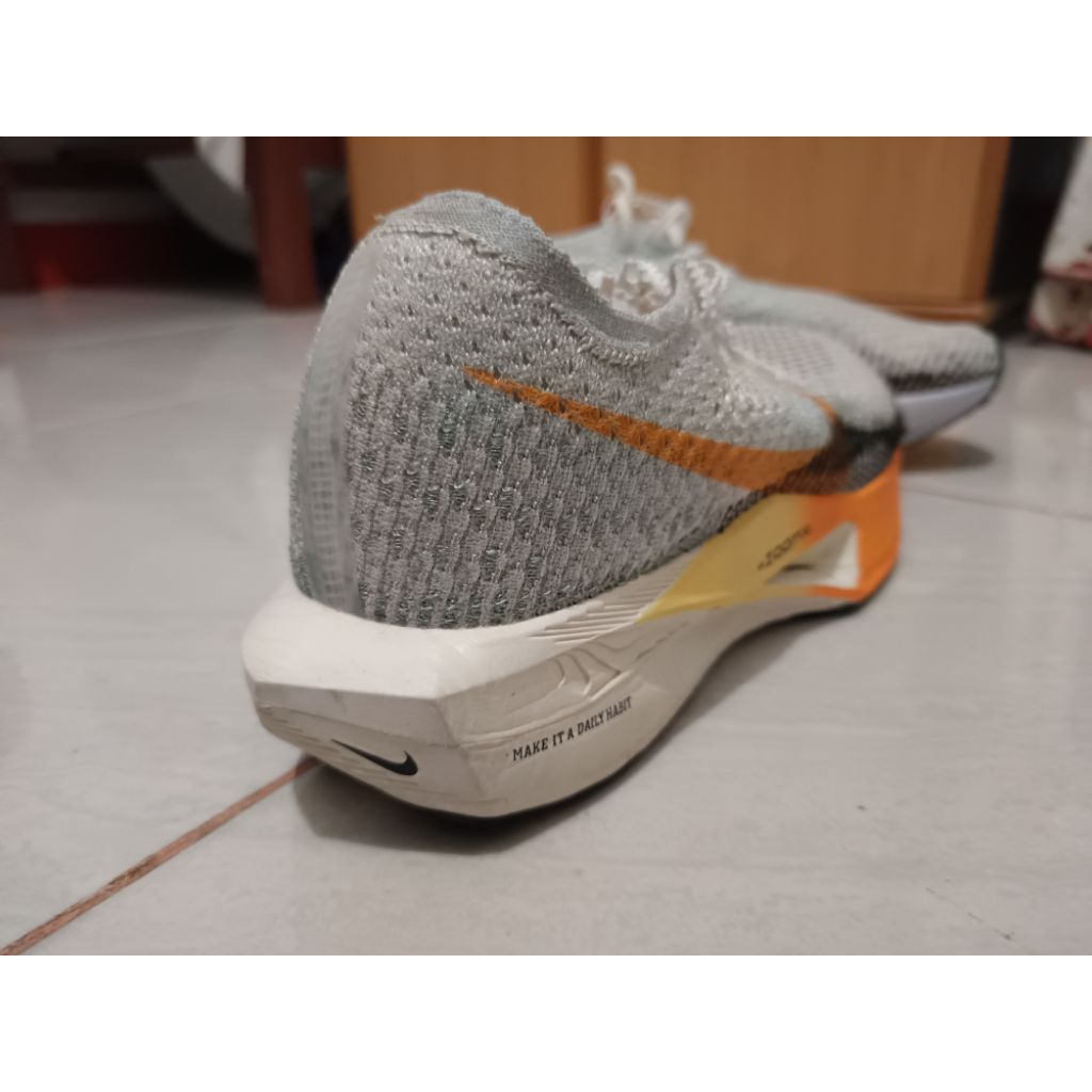 Sepatu Nike Vaporfly Next 3
