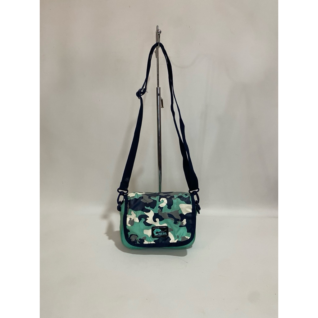 Nepa sling bag