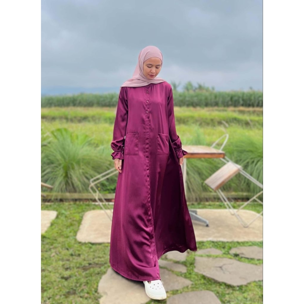 Abaya Yasmin Anyelir
