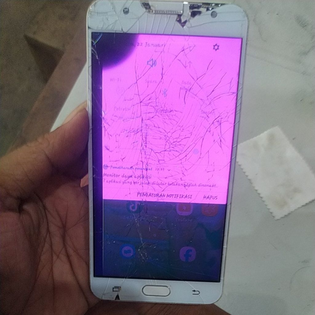 samsung j7prime 3/32 minus lcd