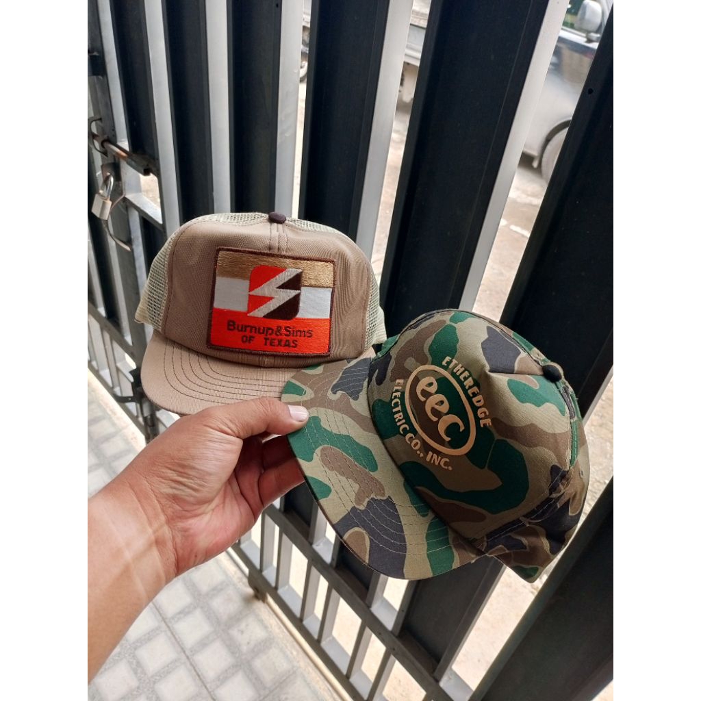 topi youngan vintage camo 2nd dan American vtg trucker swingster