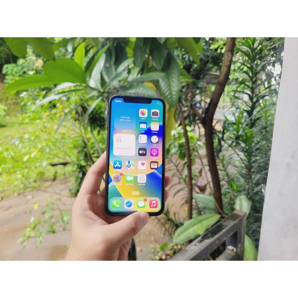 APPLE IPHONE X 256GB LLA WITHBOX TERMURAH
