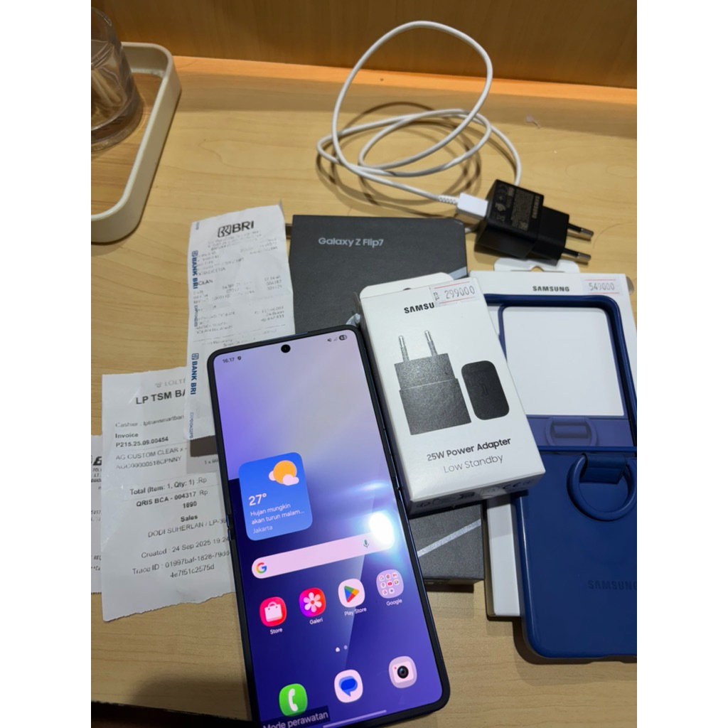 Samsung flip 7 second