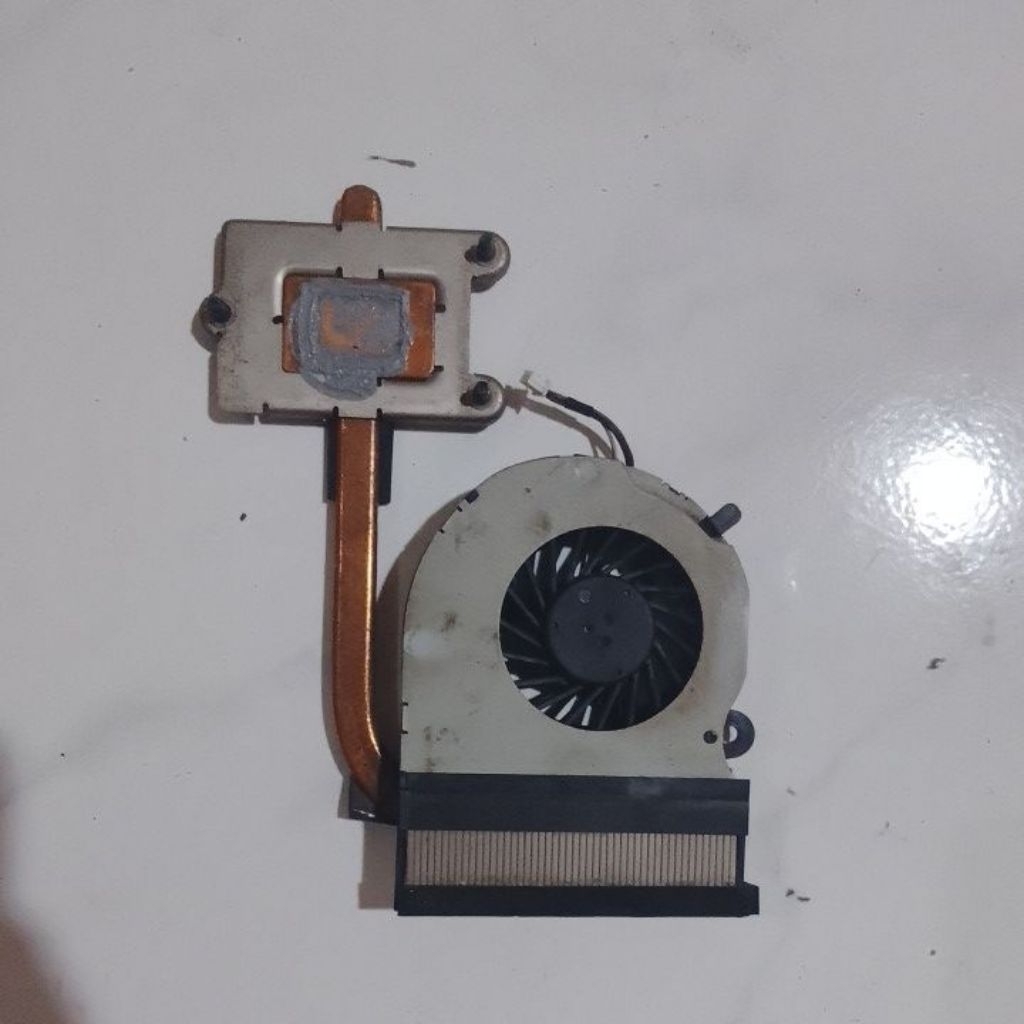 Fan prosesor laptop Toshiba L735