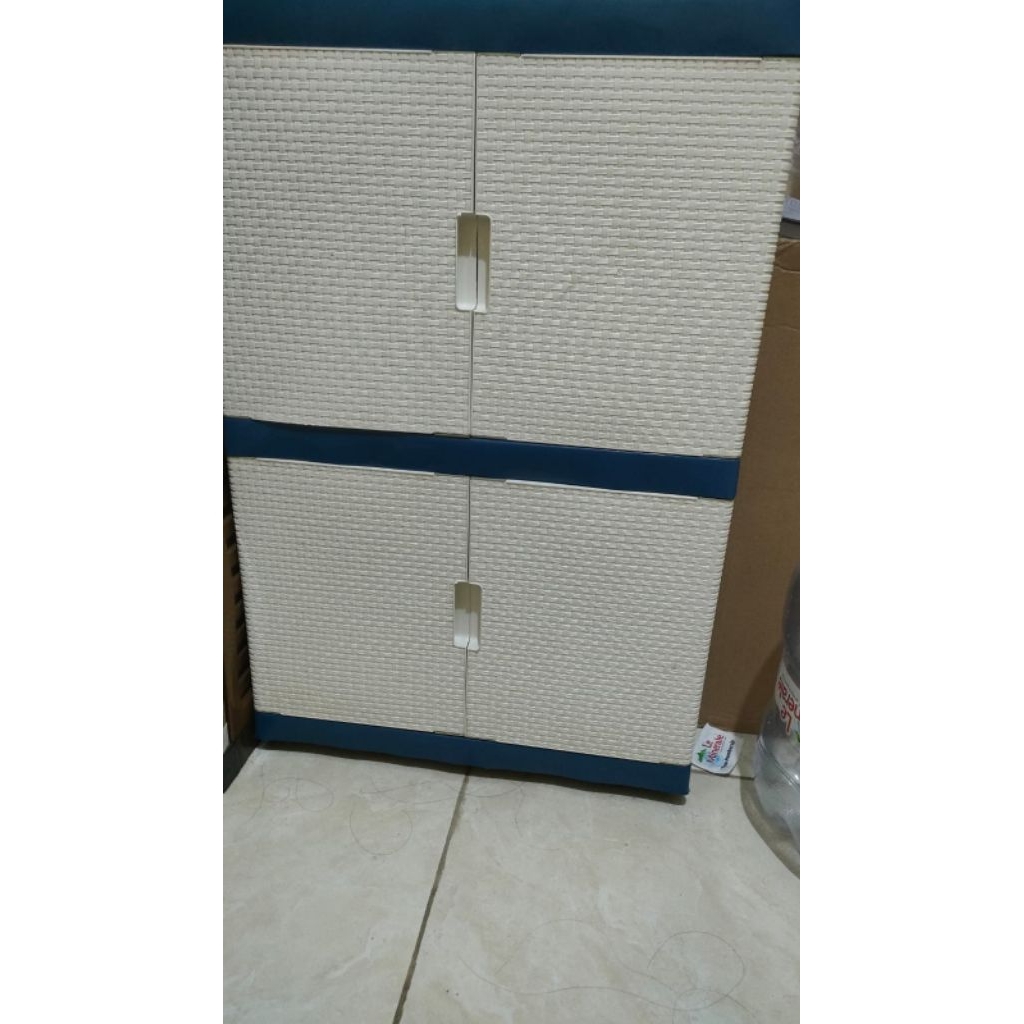 Lemari Plastik 2 Susun