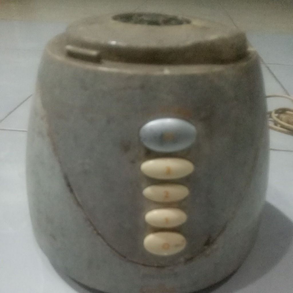 mesin blender Philips cucina type HR 1791