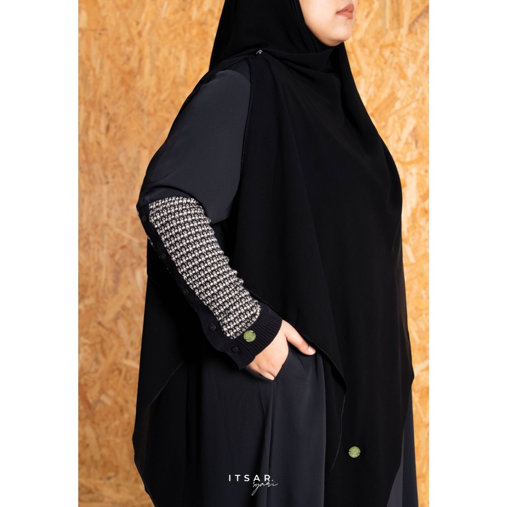 Mecca Chic Knit abaya by Itsar - Preloved VGC