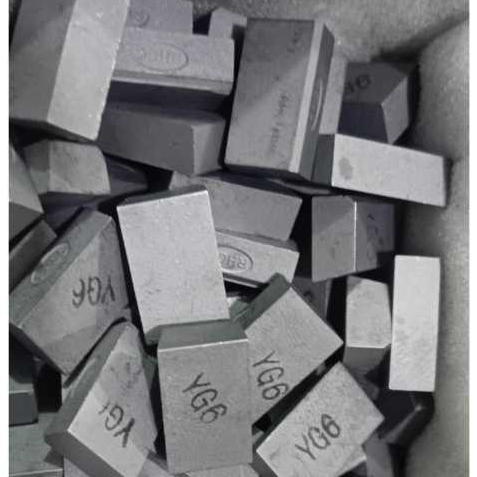 Betel Widia 5,5x10x16 pahat Widia A116 Mata Widia Kotak Intan Bor Sumur PER 1 KG