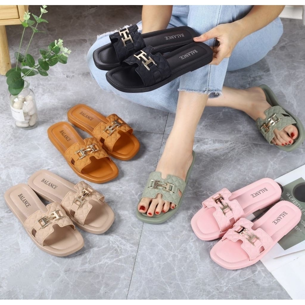 Sandal Jelly Wanita Model Hemess Balance