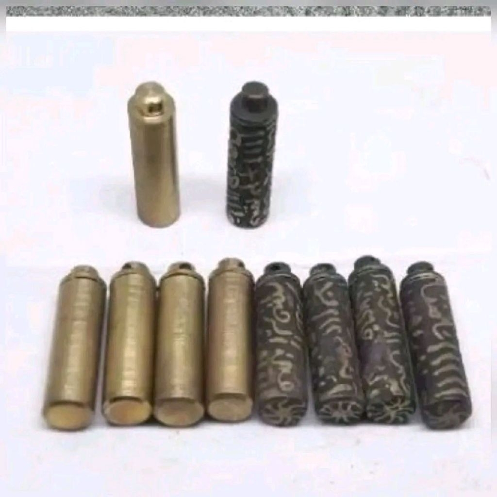 Kalung liontin tabung dari Kuningan dan batu mini bulat terlaris