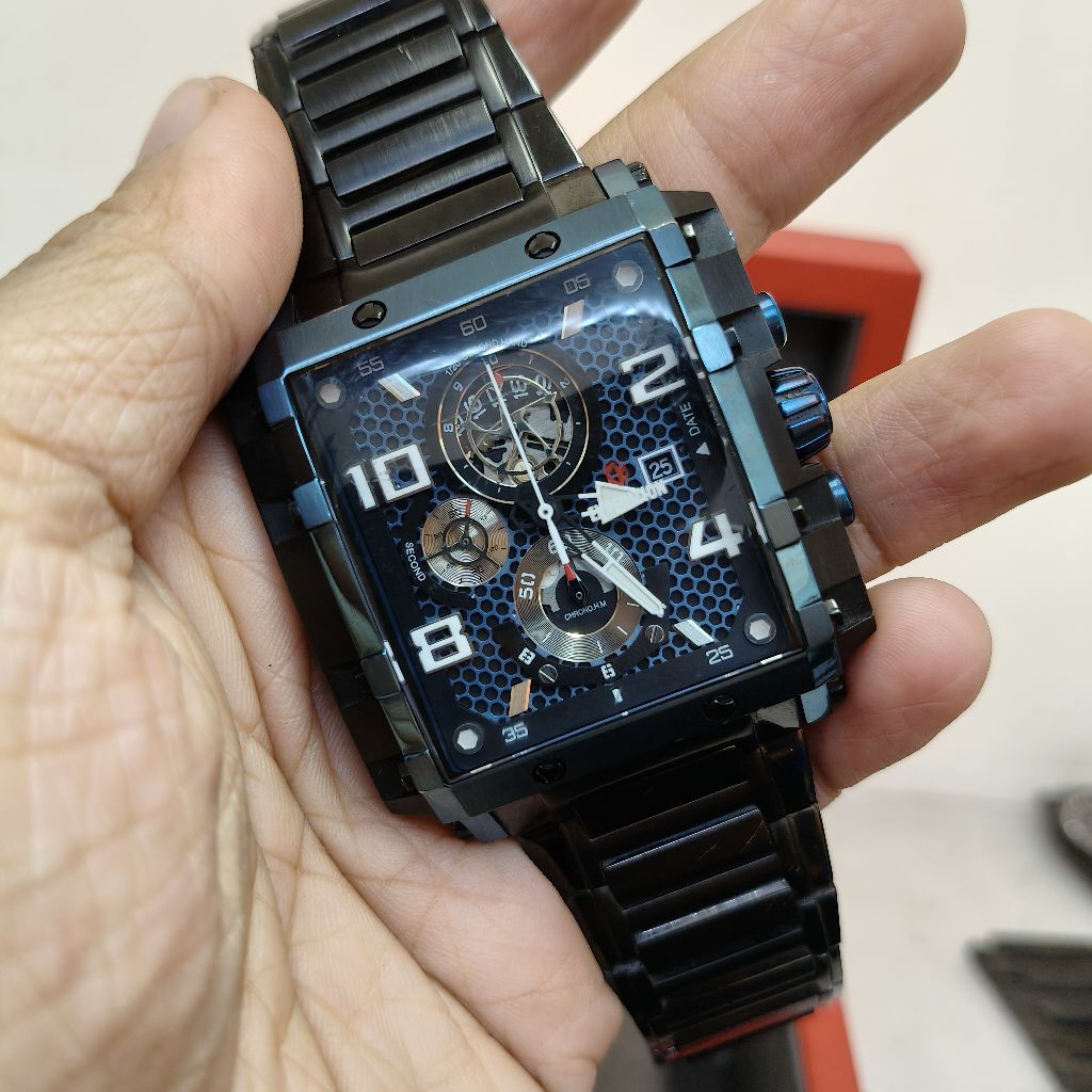 Expedition second Cowo tipe E6757M