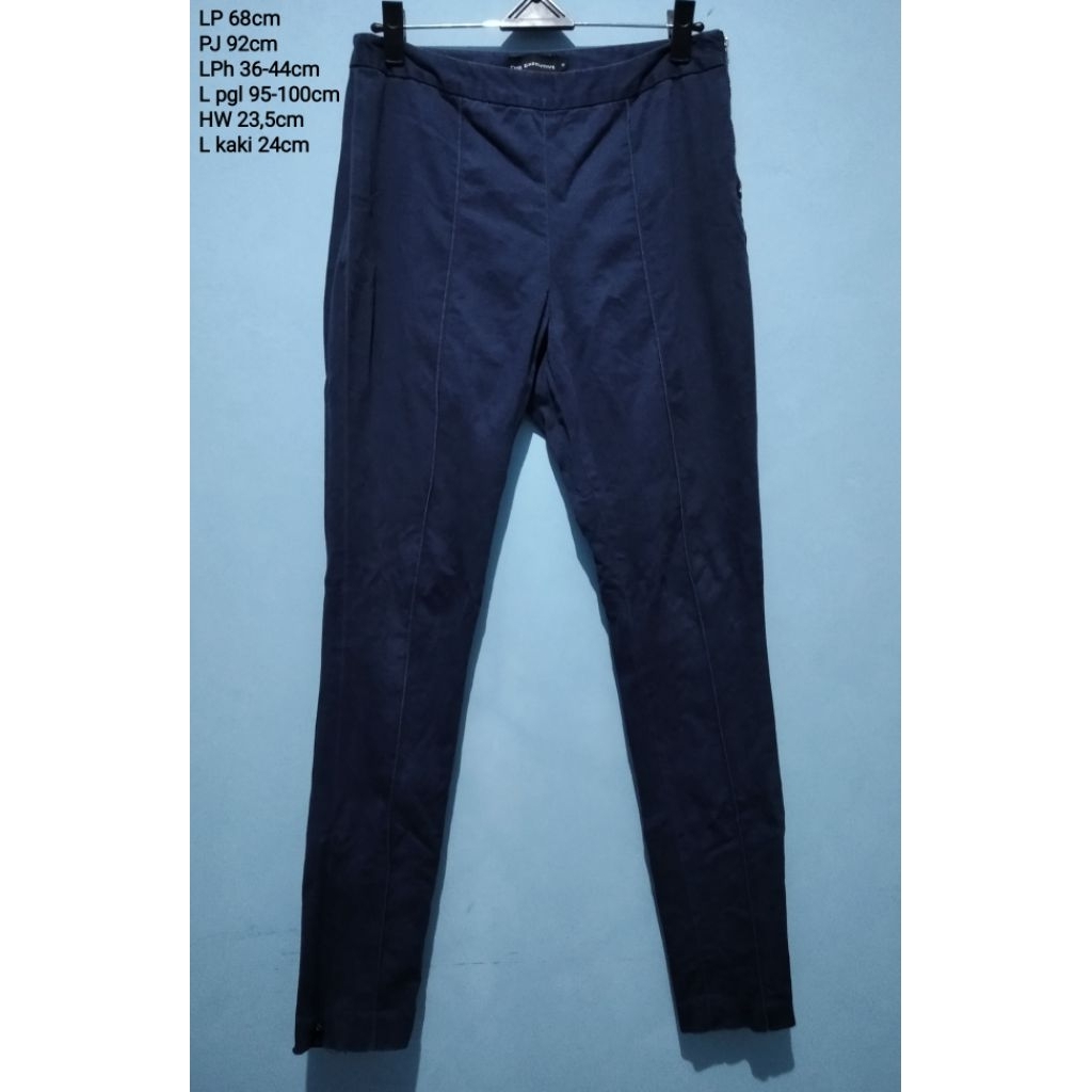 PRELOVED CELANA PANJANG KERJA NAVY THE EXECUTIVE