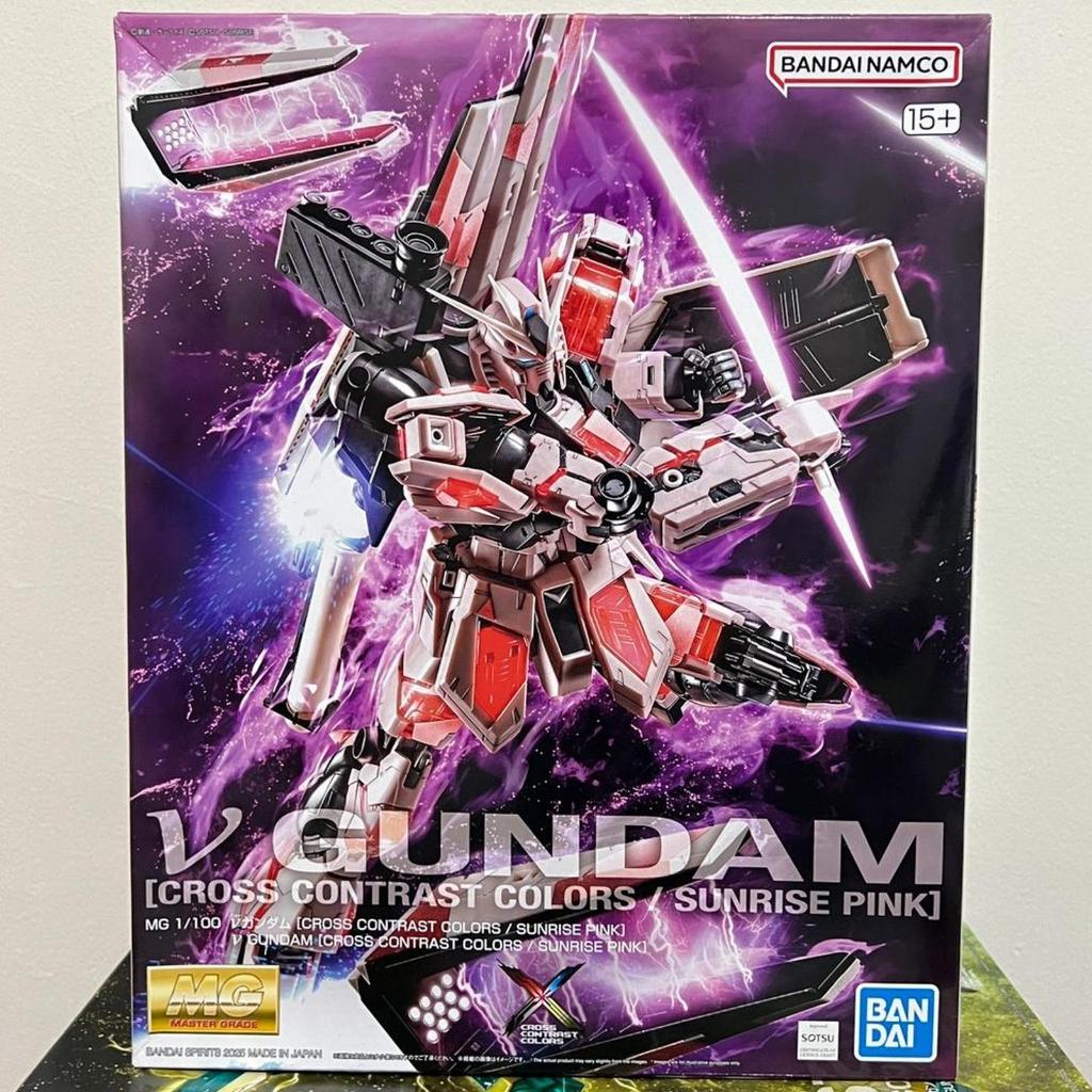 BANDAI MG RX 93 V NU CROSS CONTRAST COLORS