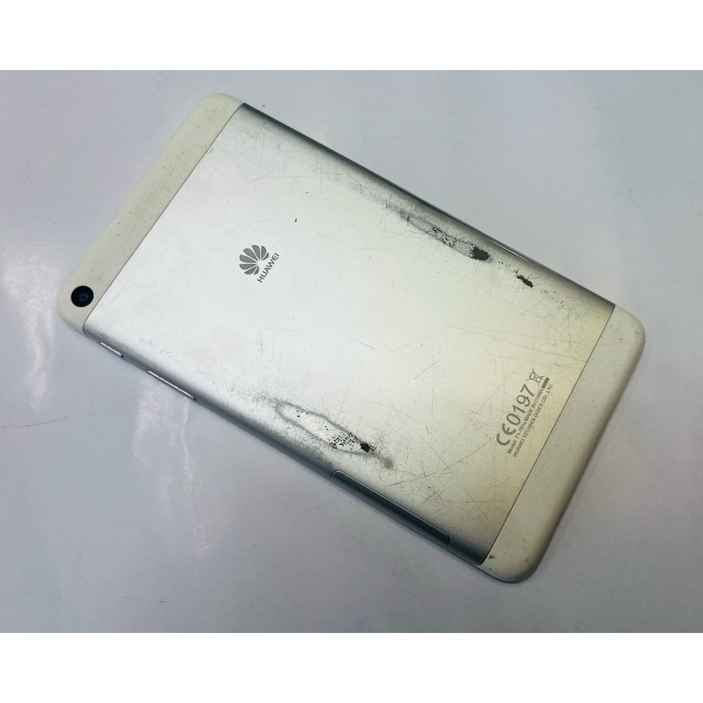 Tab Rusak Huawei T1-701U Untuk Koleksi Pajangan Kanibalan