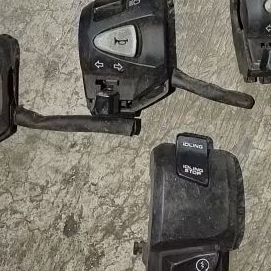 Saklar Vario kanan kiri Vario 150/125 bekas