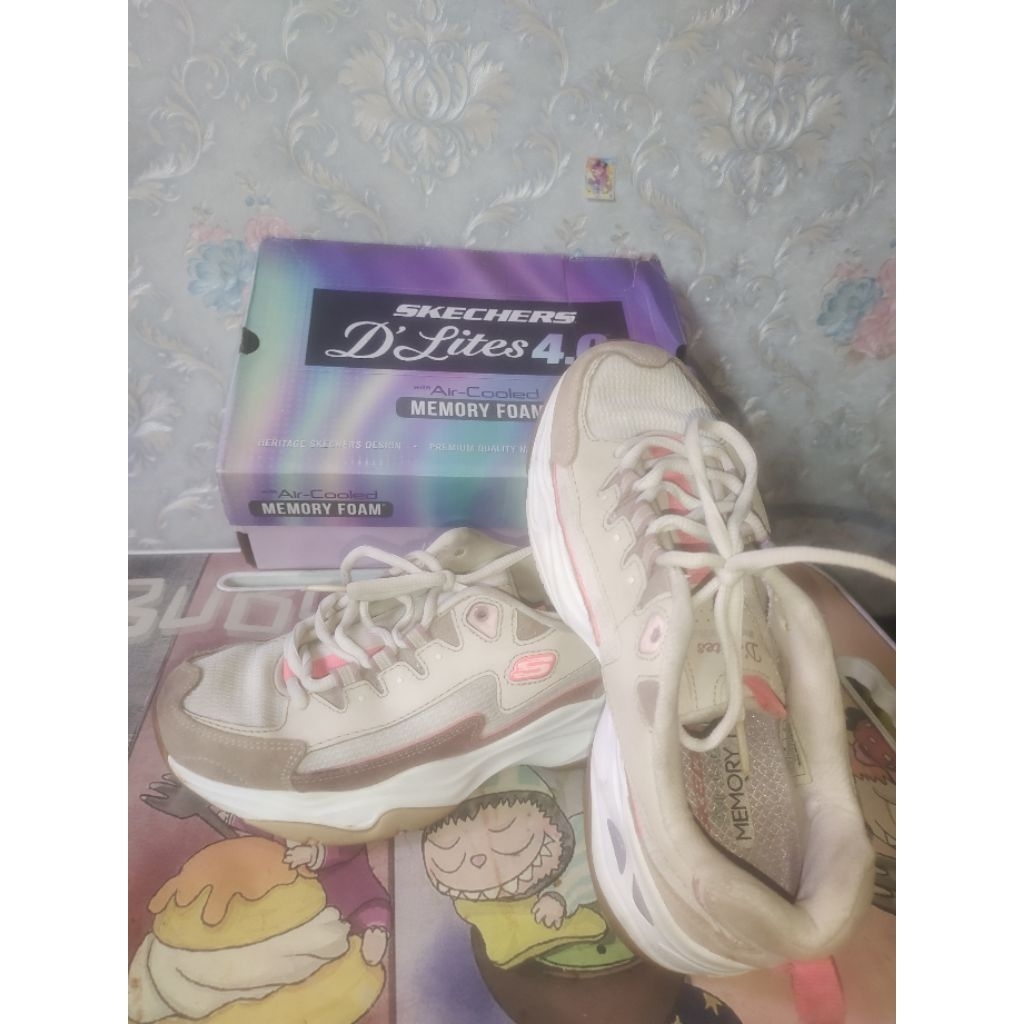 skechers d'lites