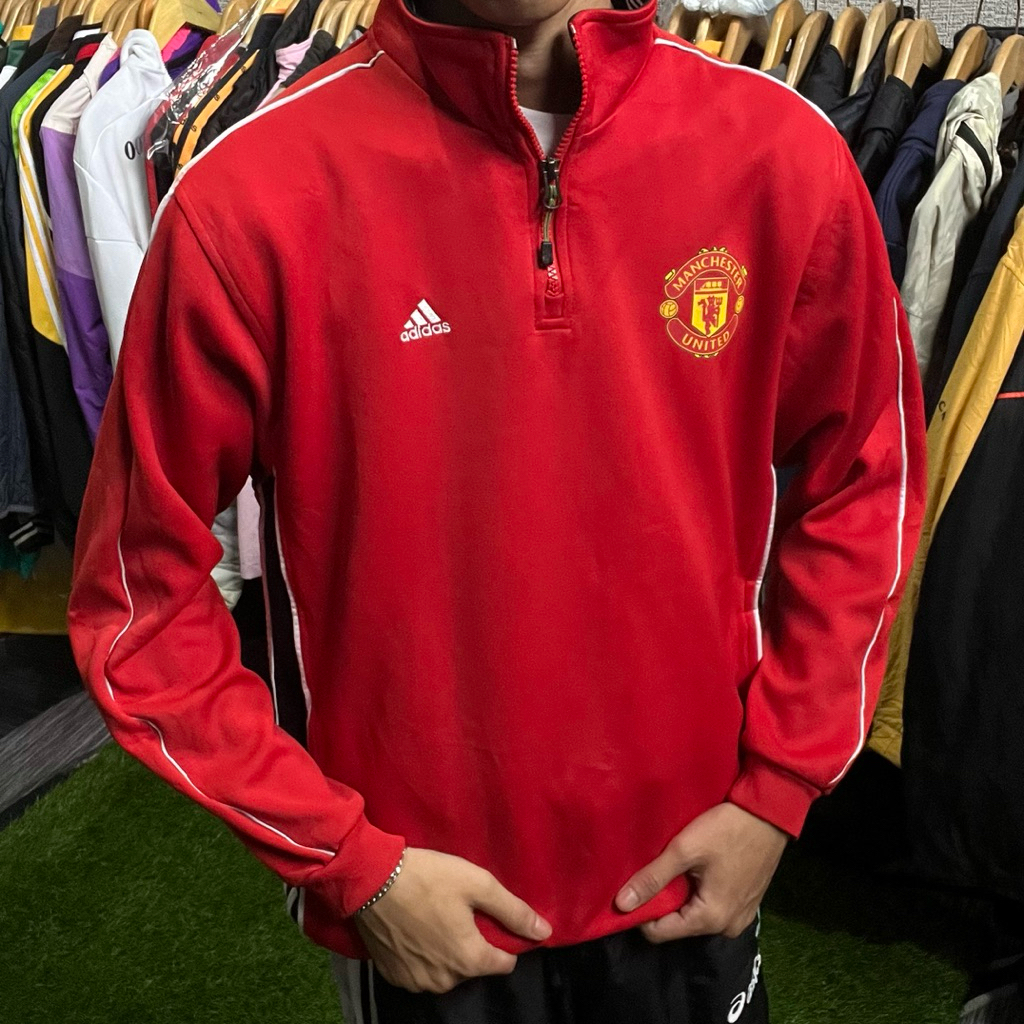 MU 2002 Vintage tracktop Adi