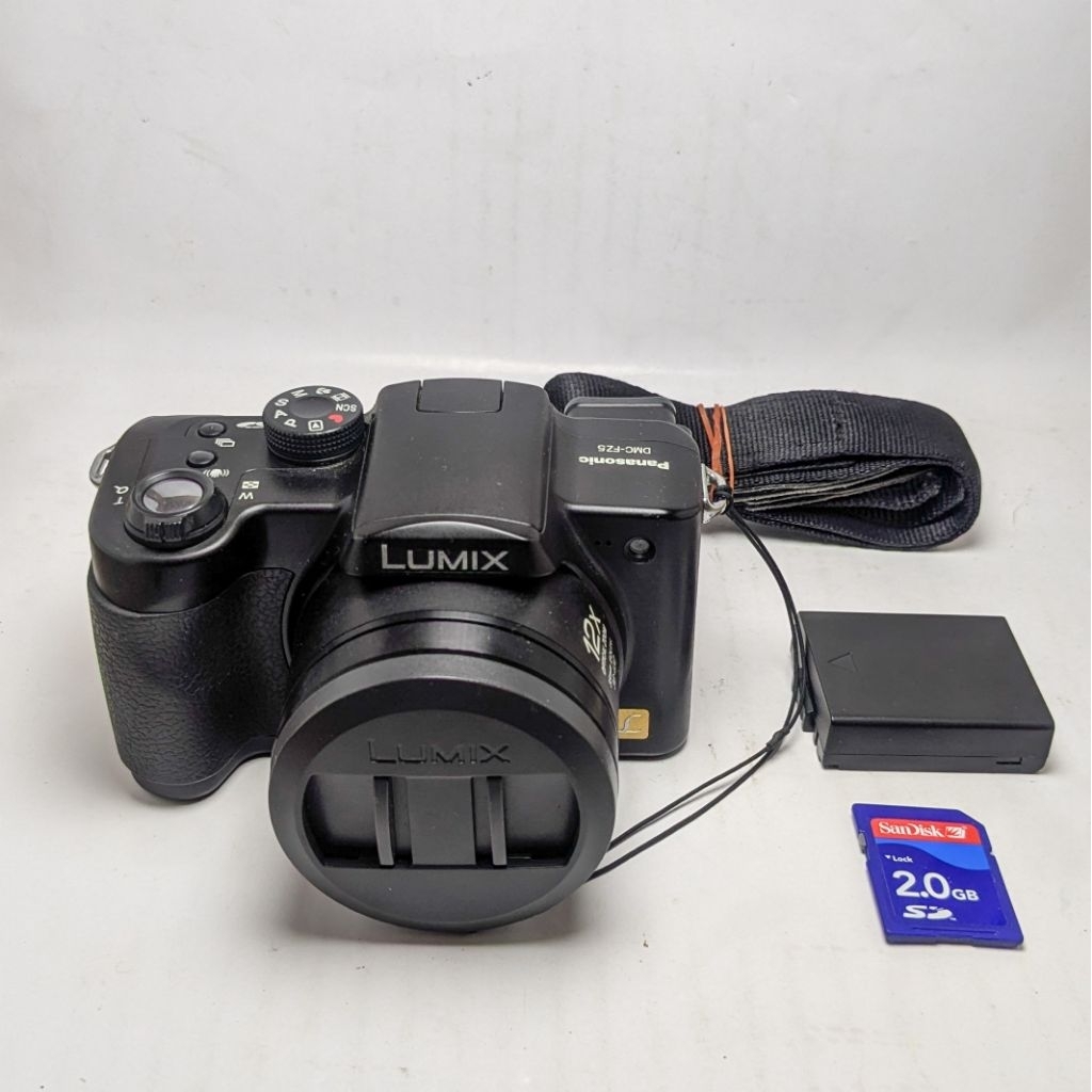 Kamera digital Prosumer Panasonic Lumix DMC FZ5 Second Normal