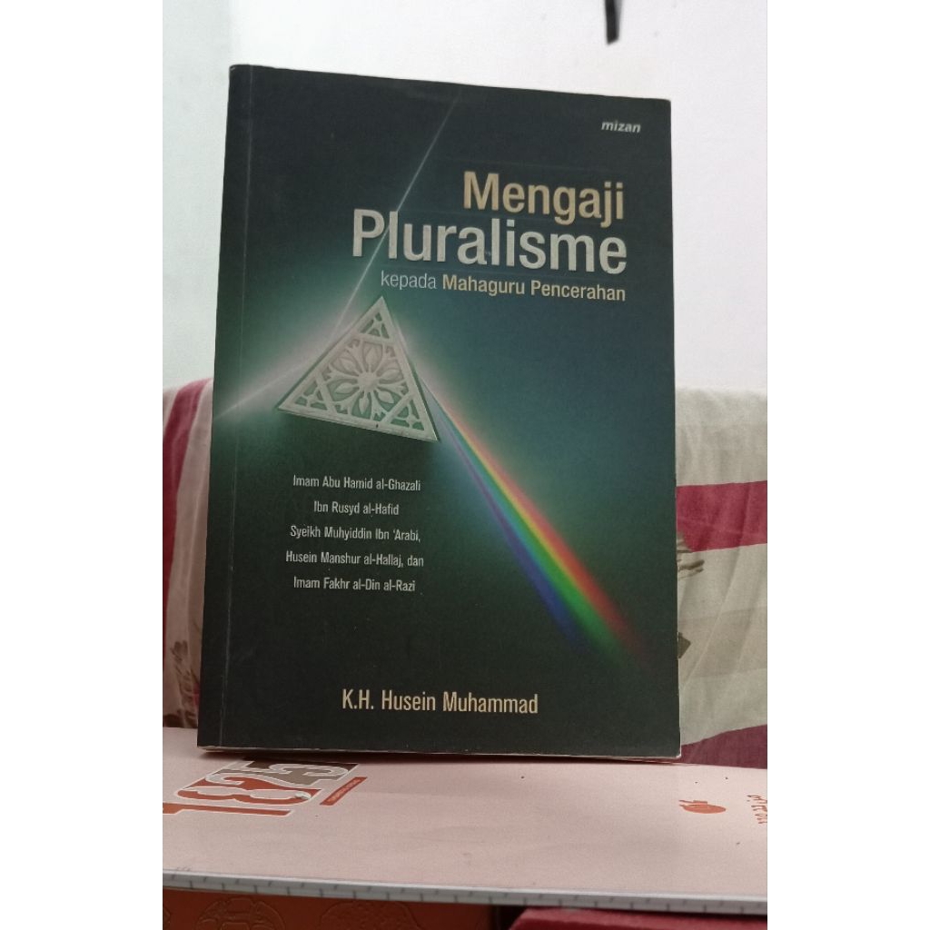 mengaji pluralisme kepada Mahaguru pencerahan