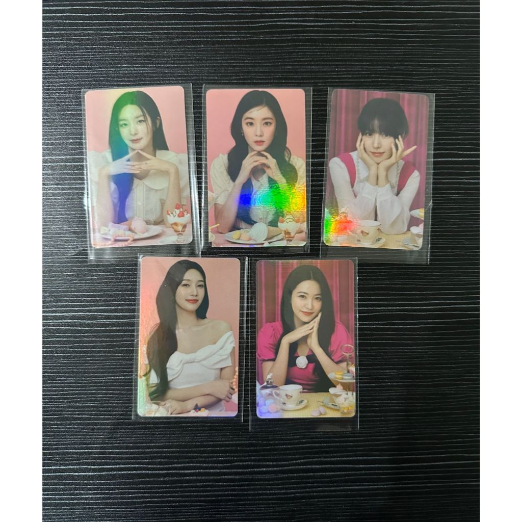 Red Velvet x Azarine Photocard