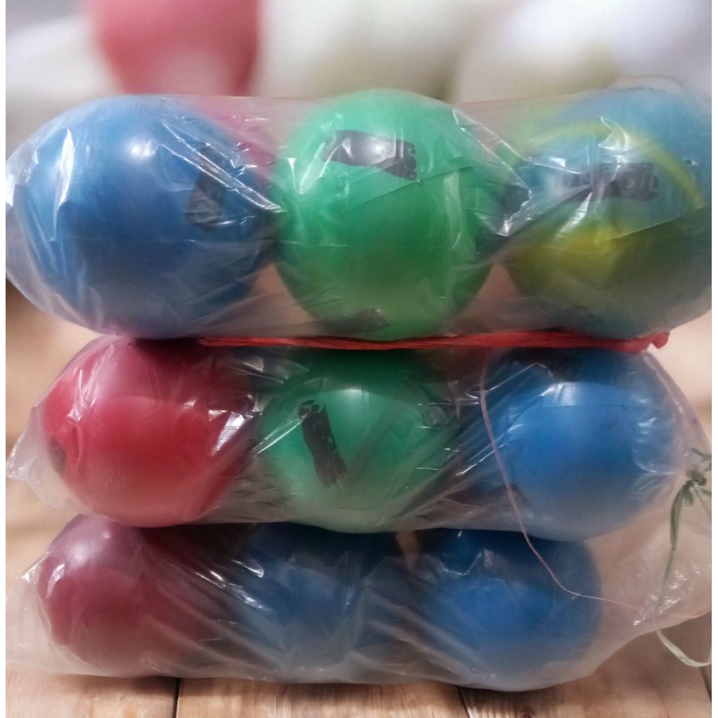 Bola Sepak Plastik ( 1 PAK ISI 6 PCS )/Bola Kaki Plastik
