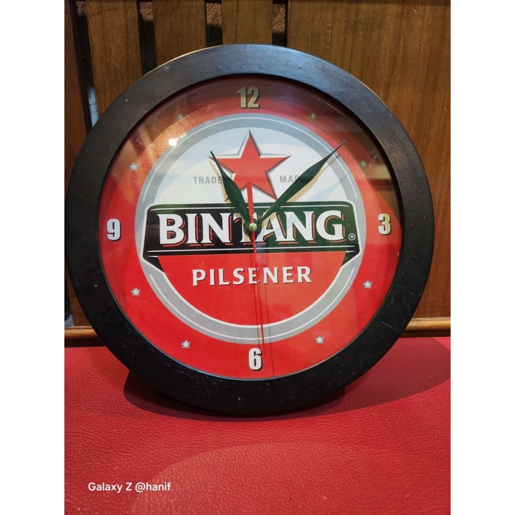 jam dinding iklan bintang pilsener