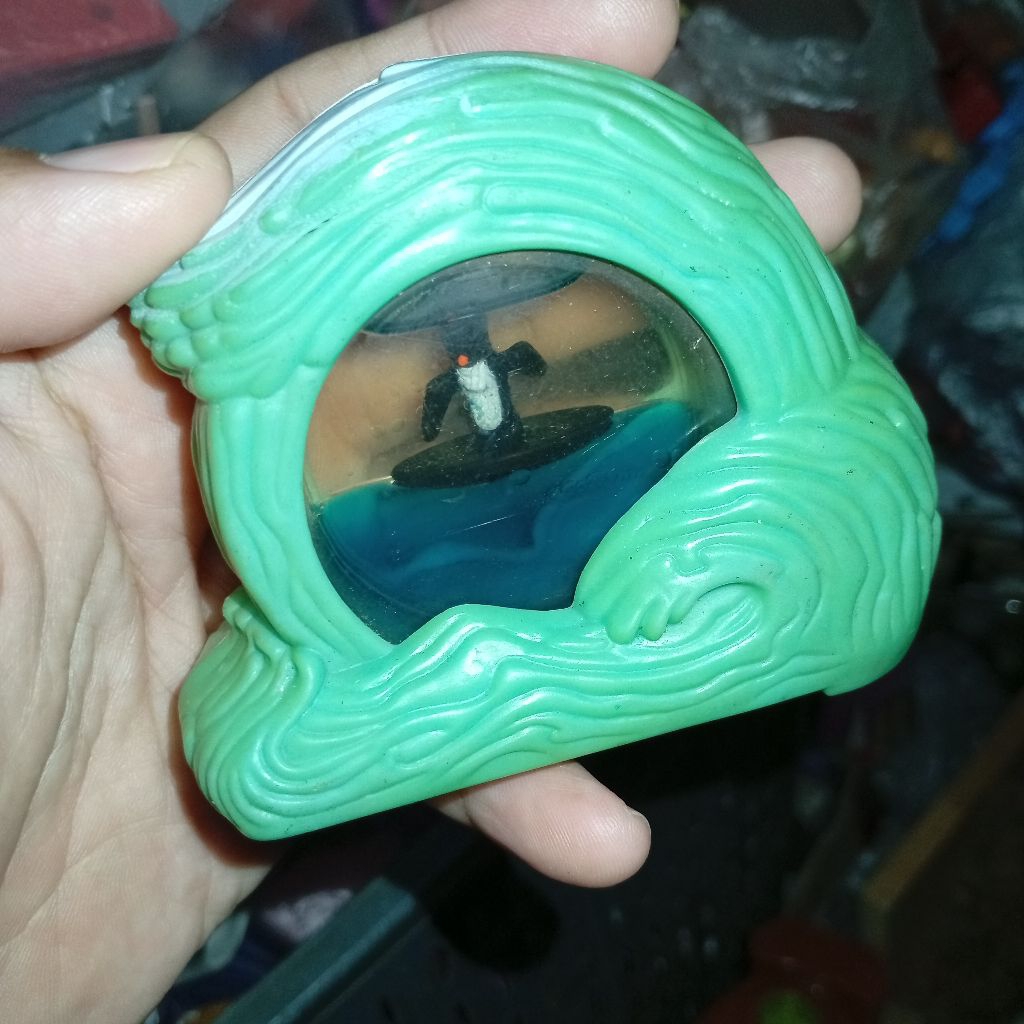 happy meal toys surf up surfing box