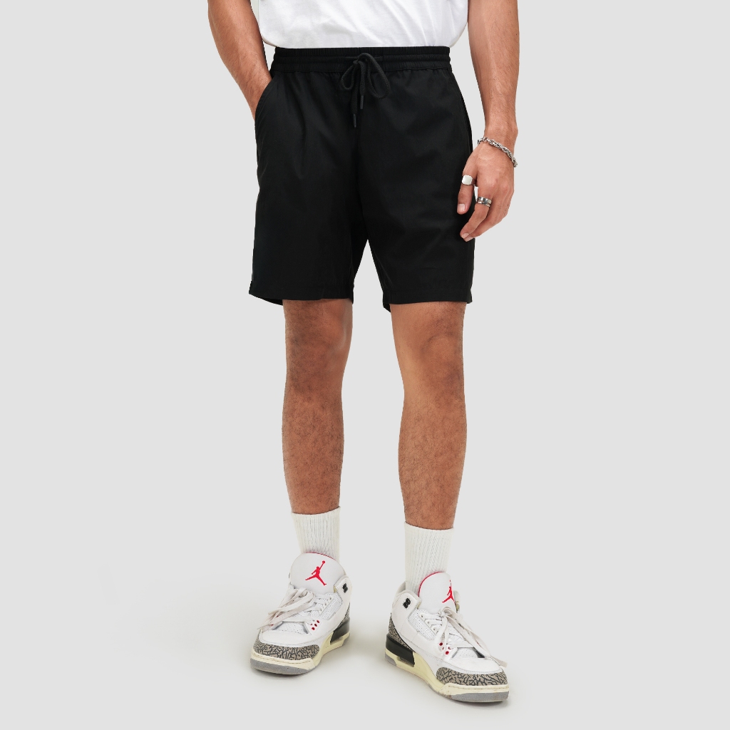 CELCIUS Celana Chinos Pendek L03000730C Hitam