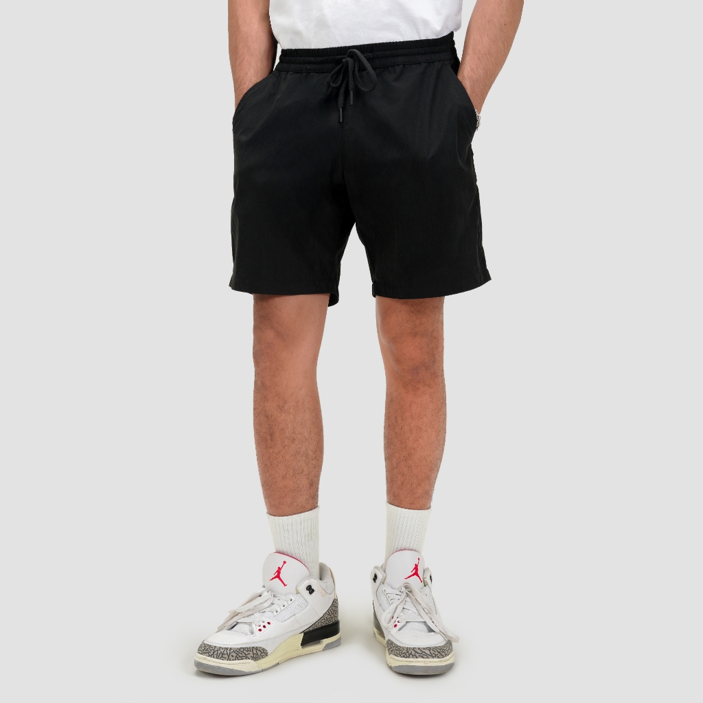 CELCIUS Celana Chinos Pendek L03000730C Hitam