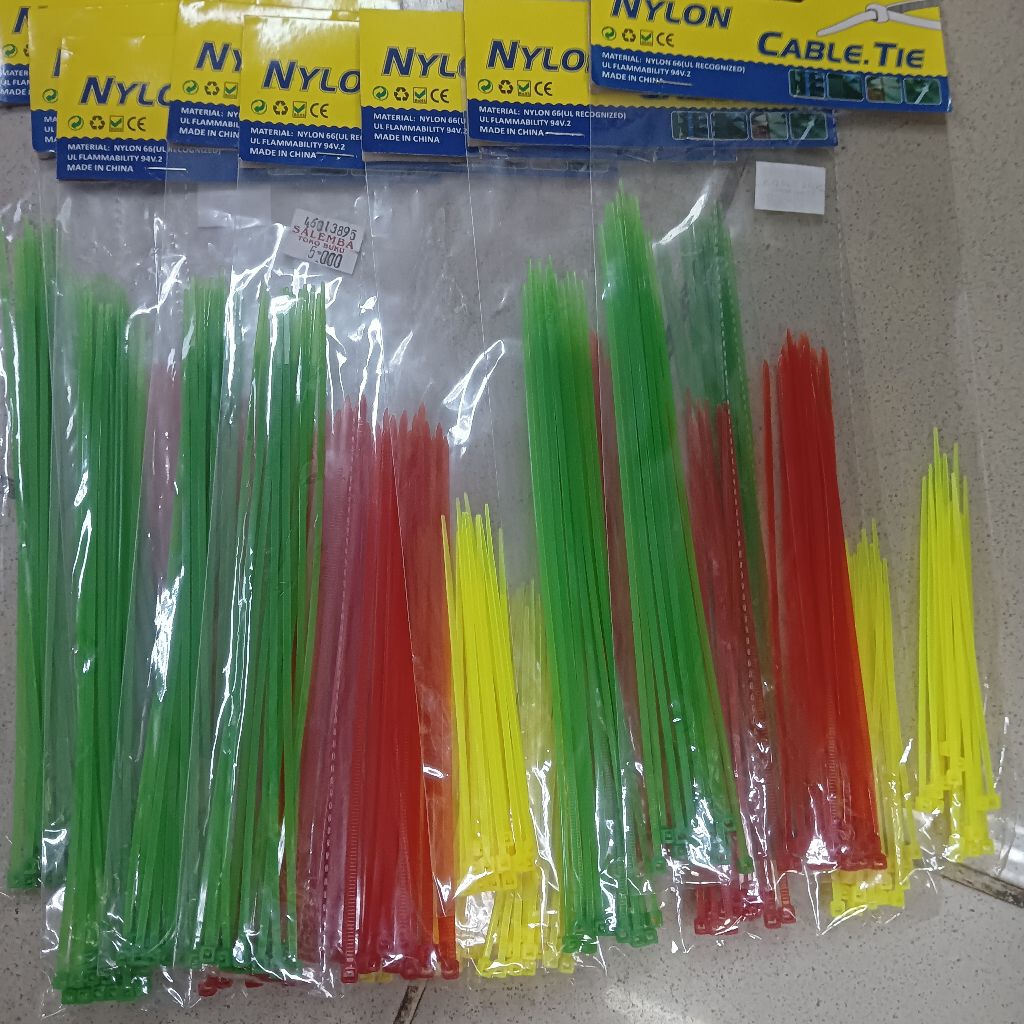 kabel ties warna warni