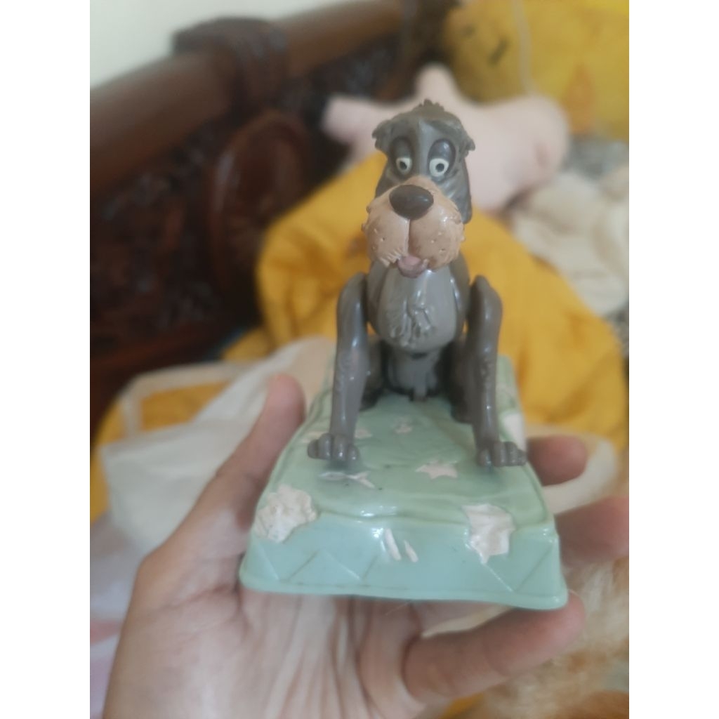 figur guguk disney mcd donalds