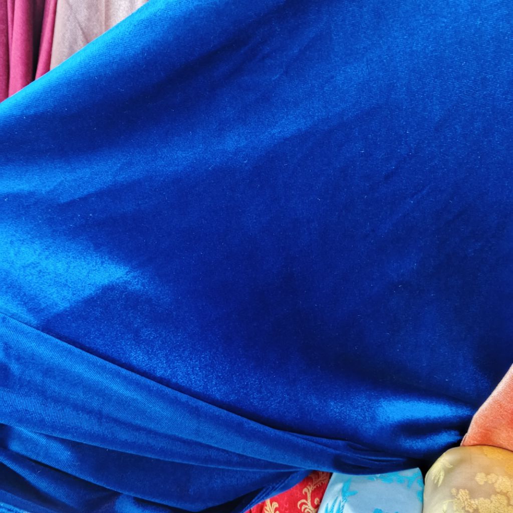 Kain bludru|bludru|Bludru velpet|gaun malam|kebaya|taplak meja|peci dll warna biru