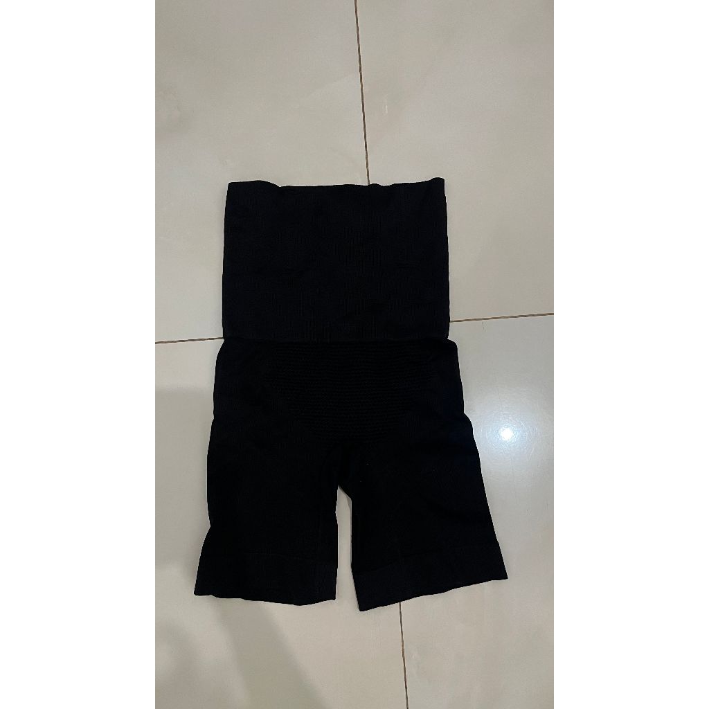 Preloved Celana Korset