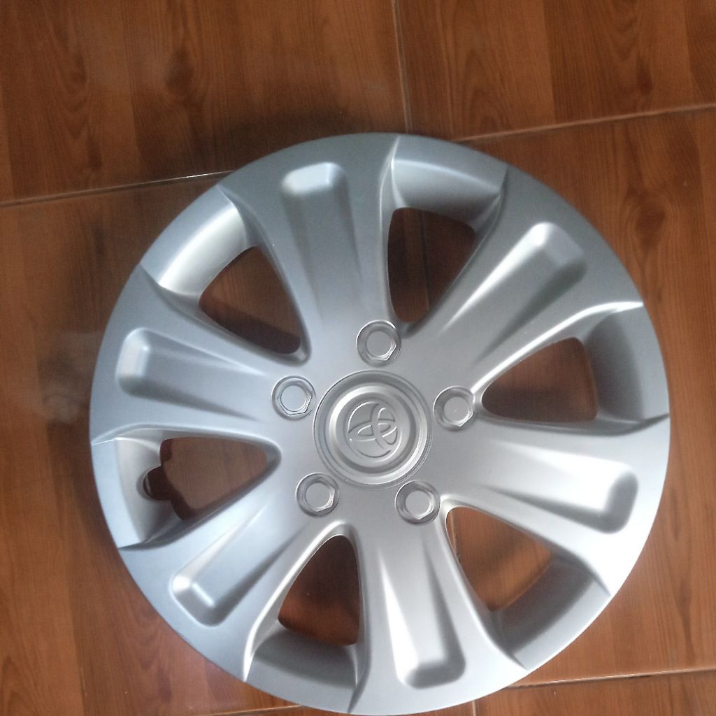 Dop roda whiil Dop plek Toyota Innova ring 14 second