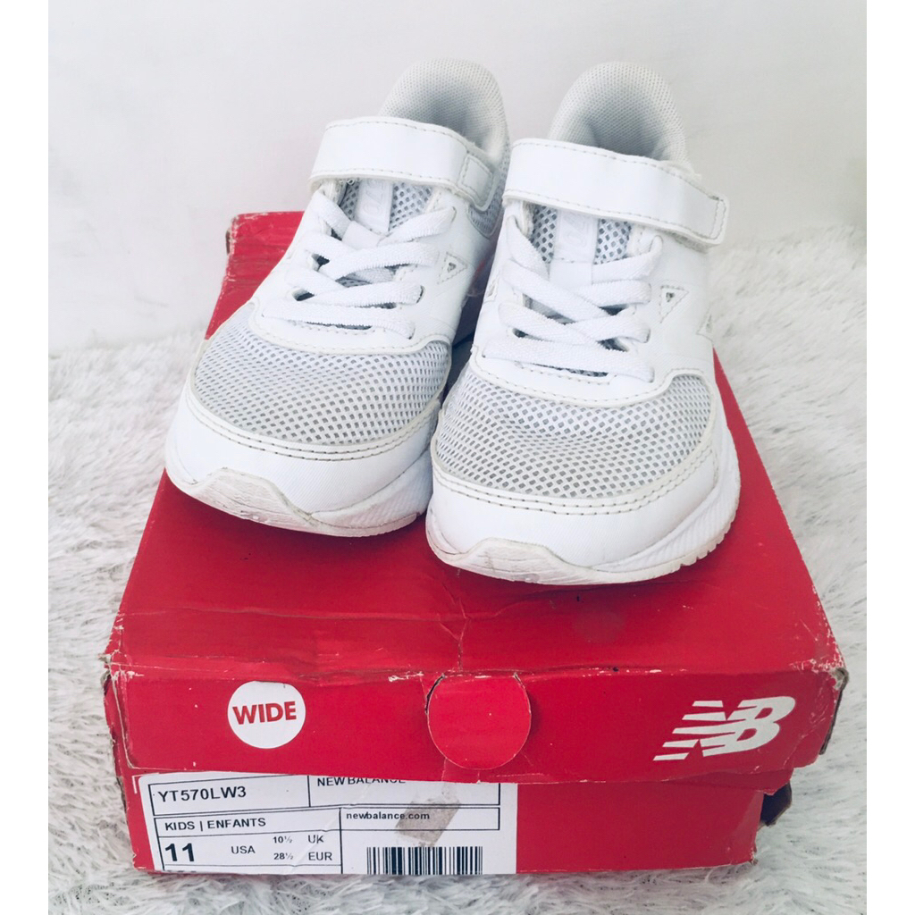 NEW BALANCE REVLite 570 Size 28,5 Insole 17cm Sepatu Anak Unisex Cowok Cewek Preloved