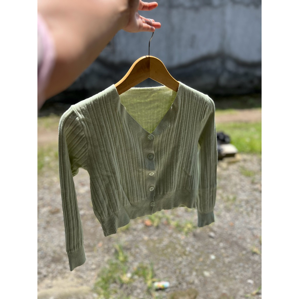 preloved cardigan crop