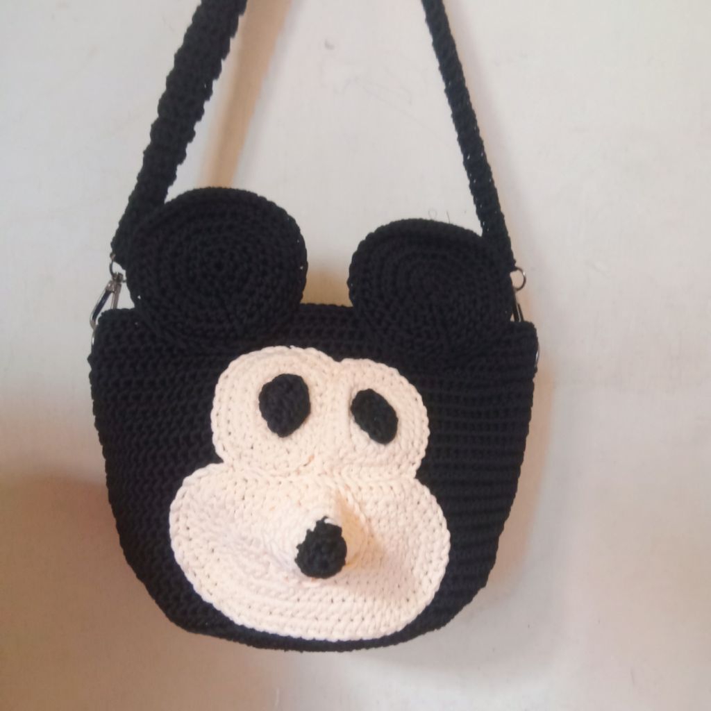 Tas Rajut Sling Hitam Motif Mickey Mouse Handmade Aesthetic Anak Dewasa