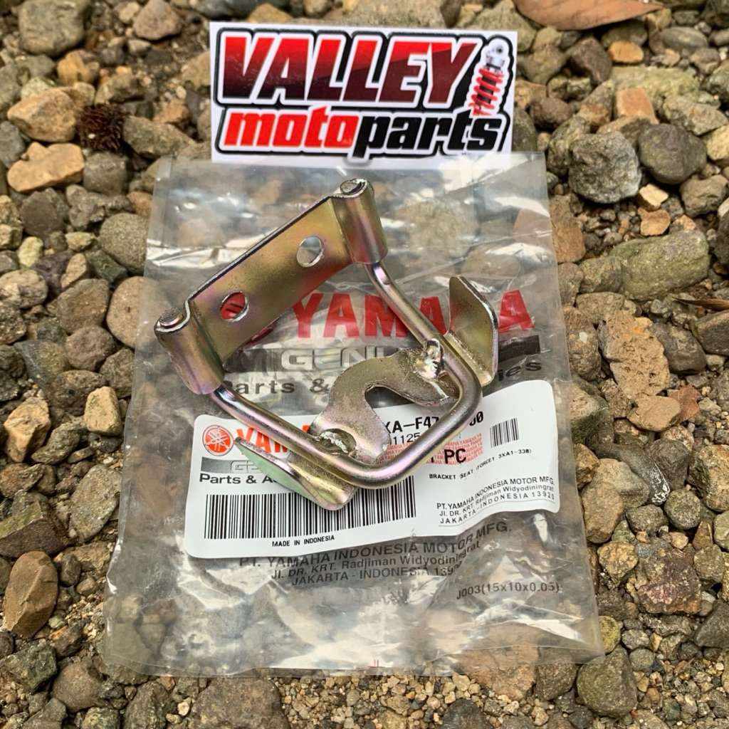 Breket lawan kunci jok Yamaha F1zr f1zr Force 1 Vega r original Yamaha