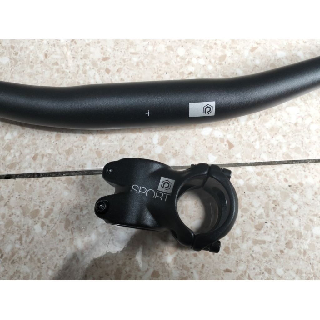 Handlebar + stem Entity Sport