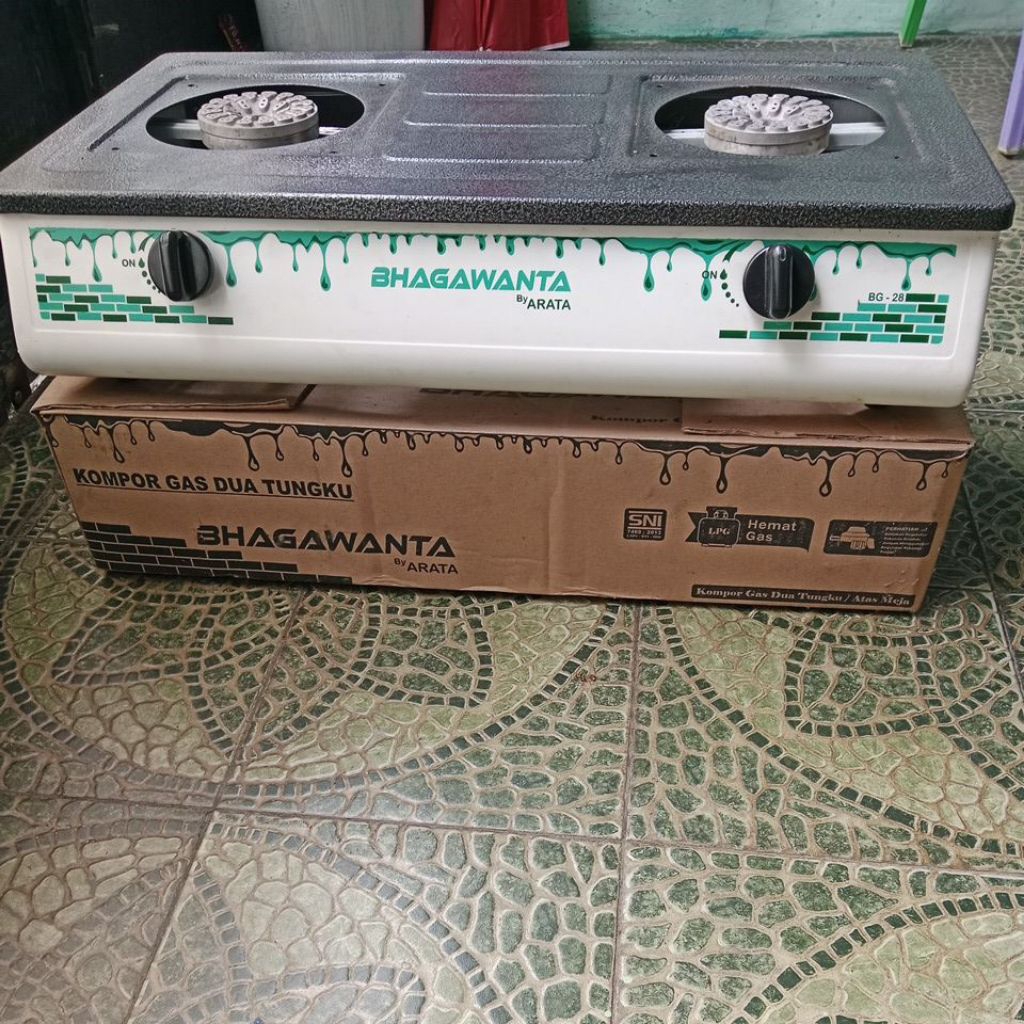 kompor gas 2tungku Bhagawanta bg 28,bekas pakai,lihat deskripsi