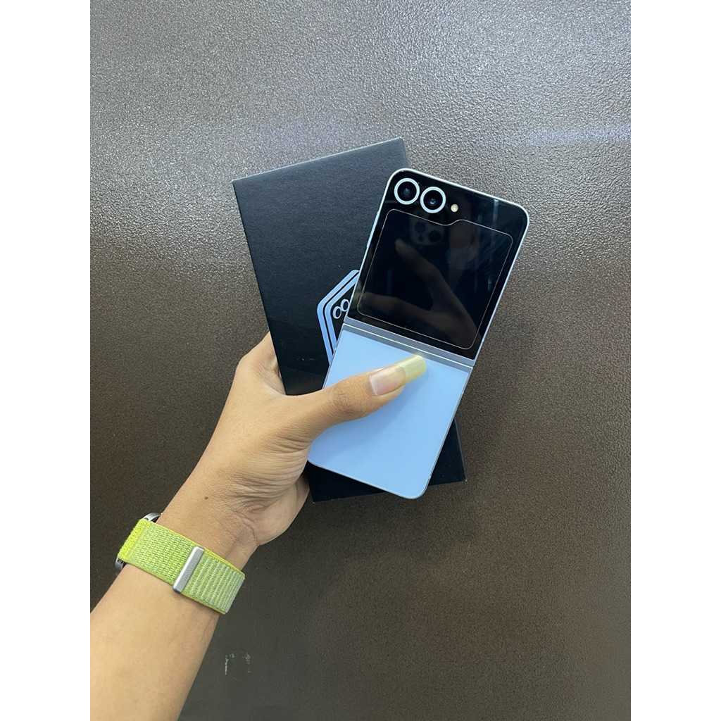 samsung z flip 6 12/256 sein second